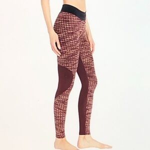 Nike Pro Hyperwarm Fleece Lined Textured Leggings Burgundy Crush